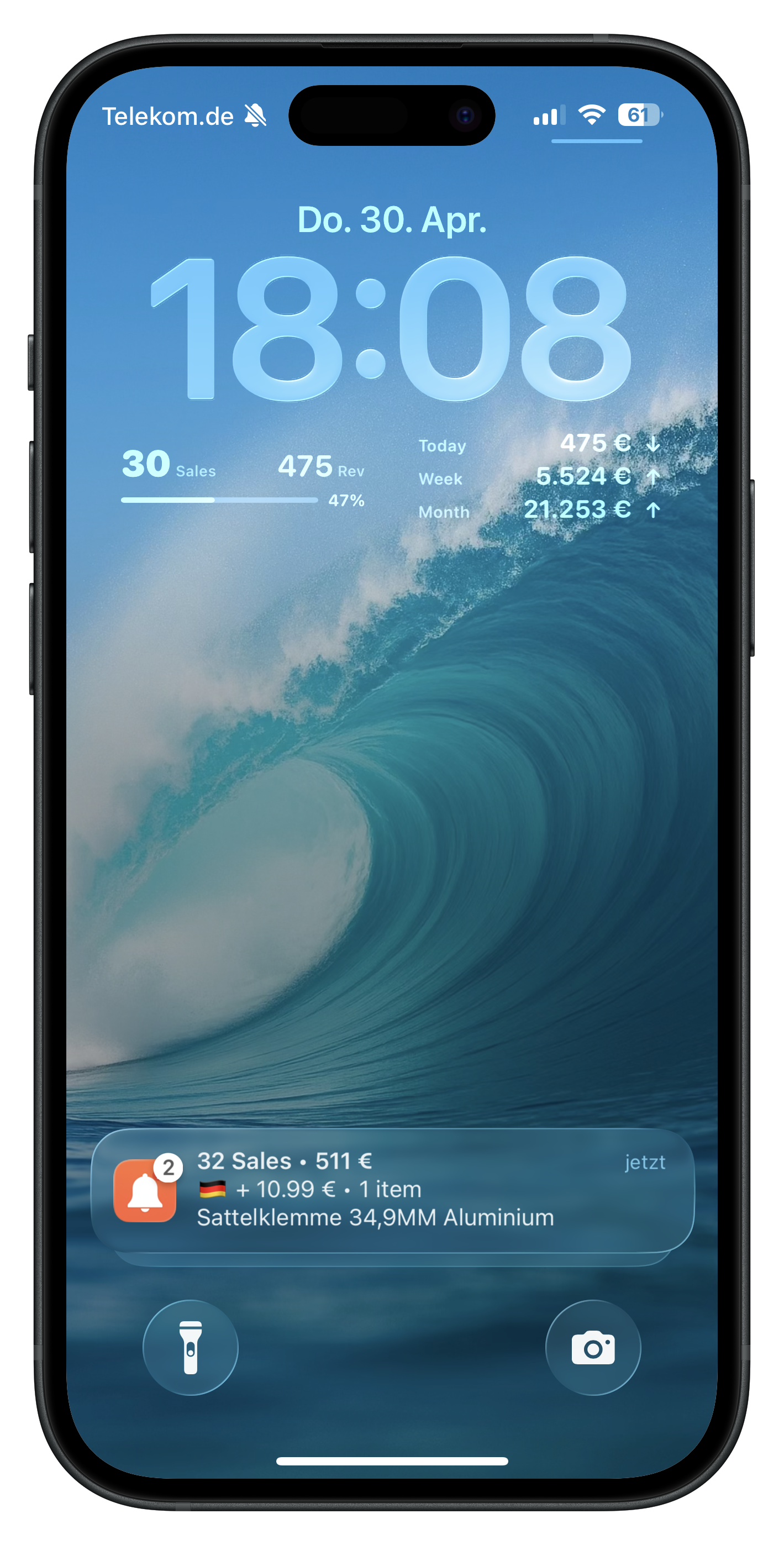 iPhone Lock Screen with GetNotified Amazon sale notification